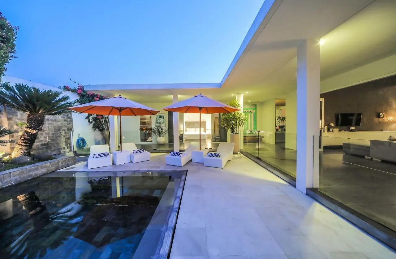 Casa Priya Petitenget Seminyak 0*,  Endonezya
