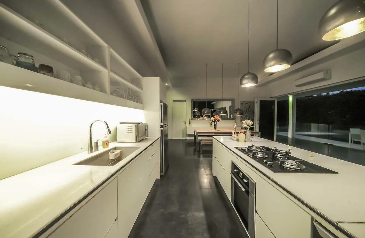 Casa Priya Petitenget Σεμινιάκ Βίλα