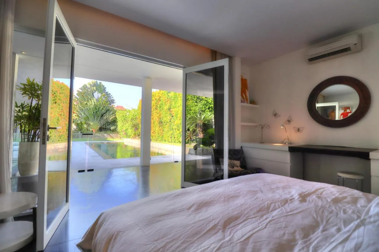 Casa Priya Petitenget Σεμινιάκ Ινδονησία